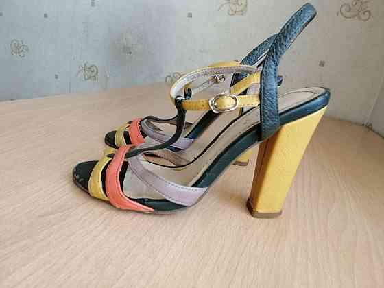 Продам босоножки р. 36 Донецк