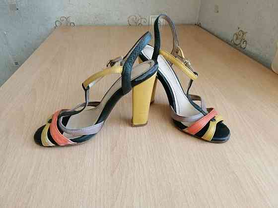 Продам босоножки р. 36 Донецк