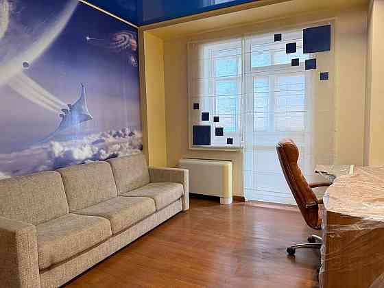 3 комнатная квартира Строителей 108 Мариуполь