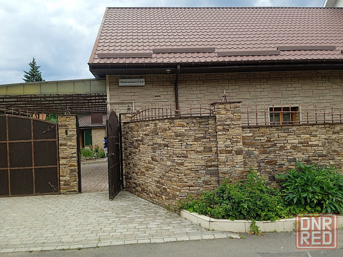 продам 2х этажный жилой дом центр города Донецк - изображение 2