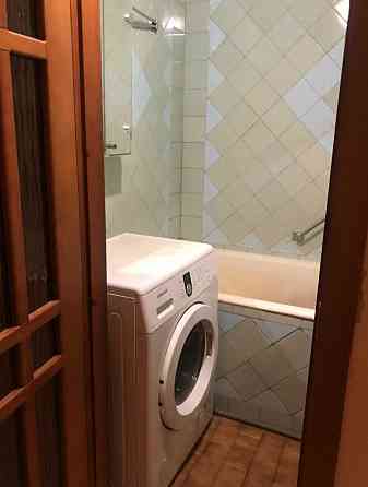 Продам четырехкомнатную квартиру в Киевском районе Донецк