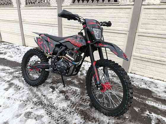 Мотоцикл ZUUMAV K5 CB300F (красный) Донецк