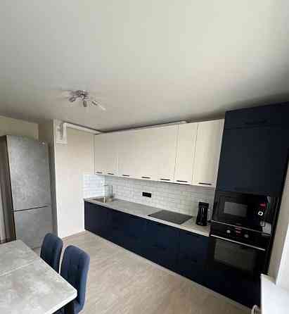 Сдам я 1кв.,с хорошим ремонтом по адресу проспект Лагутенко в Ворошиловском районе.Общая площадь 42 Донецк