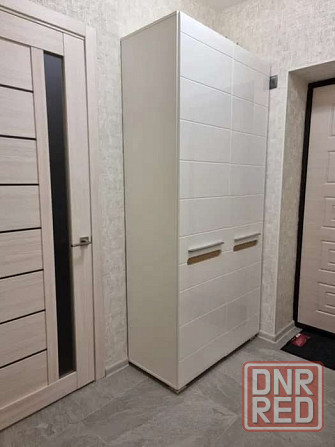 Сдам однокомнатную квартиру в Донецке по проспекту Комсомольский, ориентир филармония и Набережная. Донецк - изображение 1