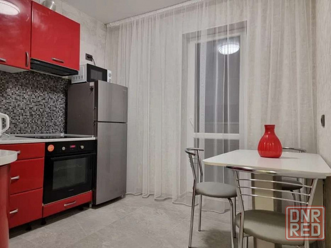 Сдам однокомнатную квартиру в Донецке по проспекту Комсомольский, ориентир филармония и Набережная. Донецк - изображение 3