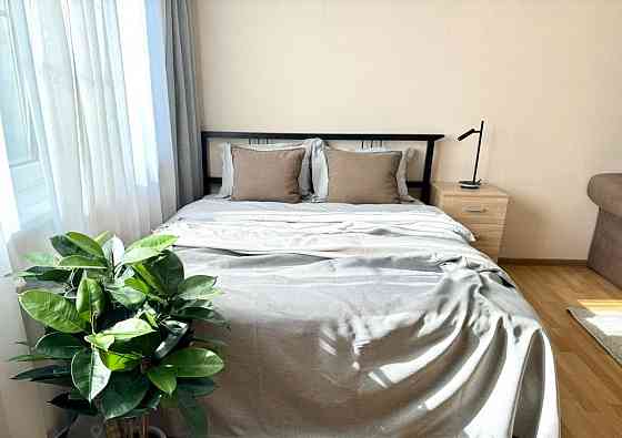 Сдается двухкомнатная квартира на длительный срок в Петровском районе Донецка, за 25000/мес Донецк