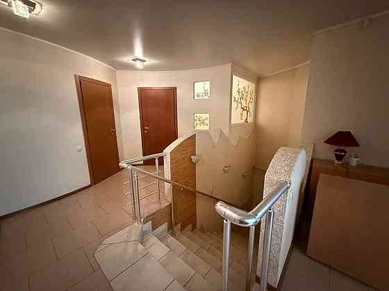 ПPОДAЖA:двухъярусная квартира, в центре города! Донецк