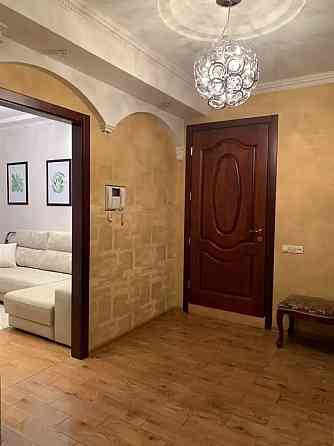 Двухкомнатная квартира в центре города ул. Артёма Крупской Донецк