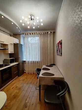 Двухкомнатная квартира в центре города ул. Артёма Крупской Донецк