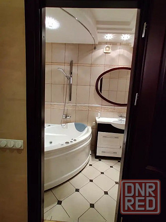 Двухкомнатная квартира в центре города ул. Артёма Крупской Донецк - изображение 4