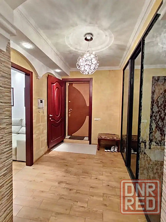 Двухкомнатная квартира в центре города ул. Артёма Крупской Донецк - изображение 1