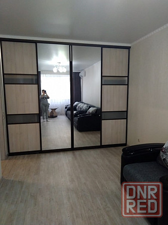 Сдается: Двухкомнатная квартира Район: Буденовский район Рядом есть продуктовый магазин,остановка Донецк - изображение 1