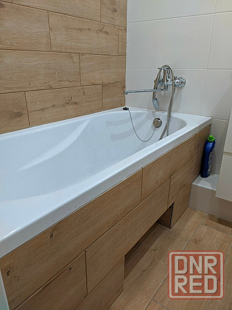 Сдаю симпатичную двухкомнатную квартиру по улице проспект Освобождения Донбасса, 12. Донецк - изображение 4