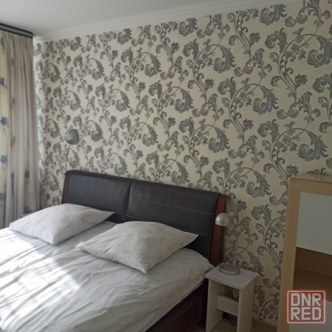 Сдаётся уютная и просторная двухкомнатная квартира на Гвардейке, неподалеку от автостанции Донецк - изображение 1