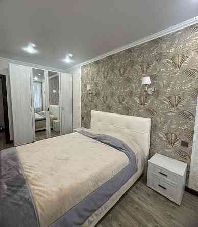 Сдаю двухкомнатную квартиру 43.0 м² этаж 3 город Донецк, Проспект Ильича,пересечение улица Владычан Донецк