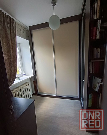 Сдаю двухкомнатную квартиру 42.0 м² этаж 4/9 город Донецк, Ворошиловский район, улица Набережная Донецк - изображение 2