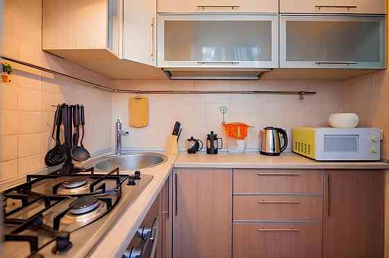 Сдается Двухкомнатная квартира Район: Киевский район Рядом тц Молоко, озон, а также все необходи Донецк