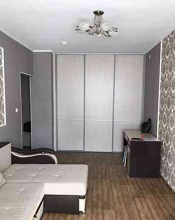 Сдается на длительный срок 1-комнатная квартира в Донецке, в Калининском районе ул. Владычанского 40 Донецк