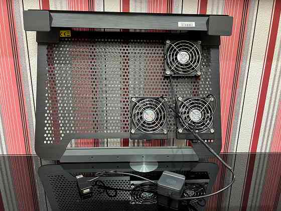 Продам охлаждающую подставку под ноутбук Cooler Master NotePal U3 Донецк