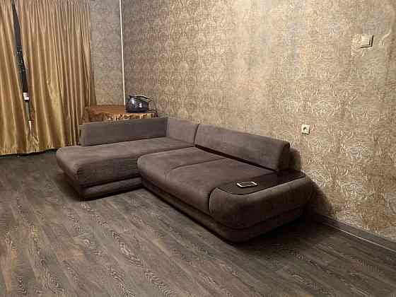 Сдаётся однокомнатная квартира в Буденовском районе (ориентир Караван). Площадь квартиры: 37кв.м. Донецк