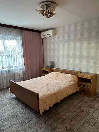 Сдается:2-комнатная квартира Этаж: 7 Район:Кировский Стоимость:20000 Залог:20000 Донецк