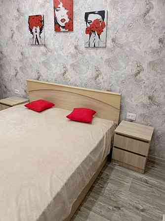 Сдается: 2-комнатная квартира Этаж: 6 Район:Калининский Стоимость:25000 Залог:25000 Донецк