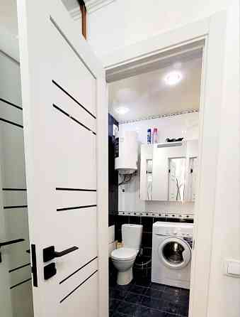 Сдается светлая трехкомнатная квартира в Ворошиловском районе, возле Набережной Донецк