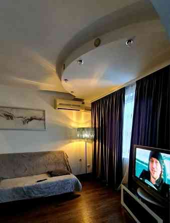 Сдается светлая трехкомнатная квартира в Ворошиловском районе, возле Набережной Донецк