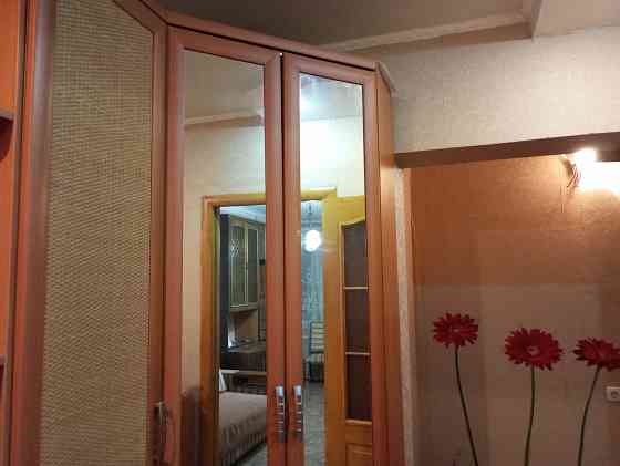 сдам 3х комн квартиру в калининском. р-не бул. шевченко, отличная. есть все Донецк