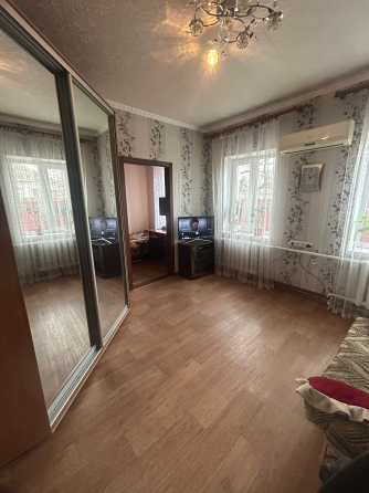 Продам добротный ухоженный дом. Макеевка, пос. Комсомольский, ул. Севастопольская Макеевка