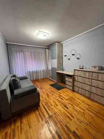 Сдам большую 3-х комнатную квартиру по улице Цусимская 65А Донецк