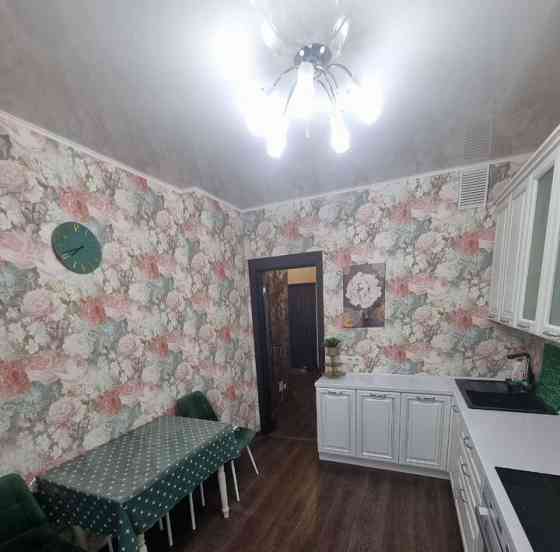 Сдаю однокомнатную квартиру 44.0 м² этаж 2/5 Ворошиловский район, Проспект Ильича, Донецк