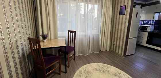 Сдаю однокомнатную квартиру 30.0 м² этаж 3/5 Ворошиловский район, Университетская улица, Звёздочка Донецк