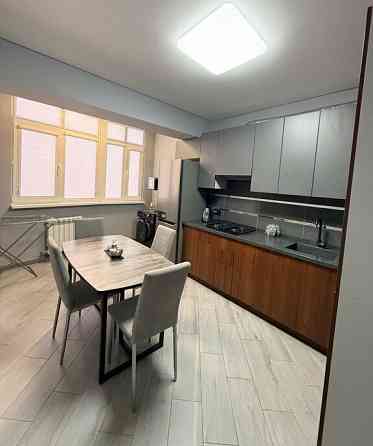 Сдаётся просторная однушка в Калининском районе, ул. Марии Ульяновой, 4 этаж, площадью 55 кв.м. Донецк