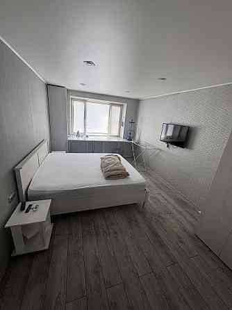 Сдается чистая, просторная двухкомнатная квартира ( 54м2), с мебелью и техникой на длительный срок в Донецк