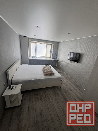 Сдается чистая, просторная двухкомнатная квартира ( 54м2), с мебелью и техникой на длительный срок в Донецк - изображение 2