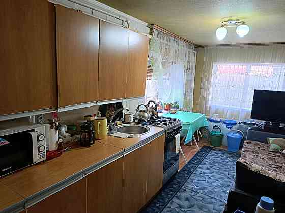 Продам дом с ремонтом и газовым отоплением. Донецк