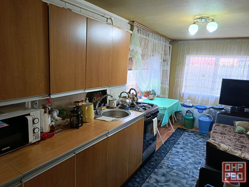 Продам дом с ремонтом и газовым отоплением. Донецк - изображение 1