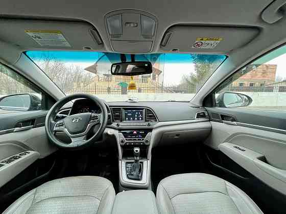 Hyundai Elantra Limited 2.0 2016 Донецк
