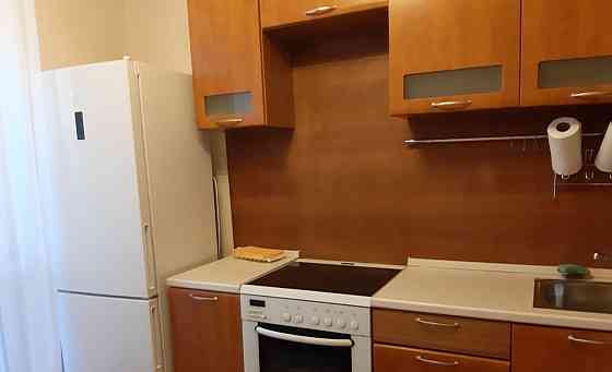 Сдается: Однокомнатная квартира Этаж: 7/9 Район: Ленинский Площадь квартиры: 39м² Донецк