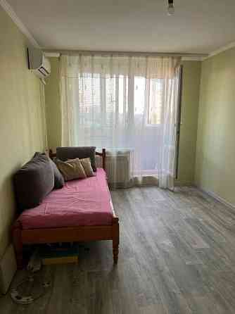 Сдается двухкомнатная квартира в Калининском районе по улице Овнатаняна (ориентир парк "Гуливер"). Донецк