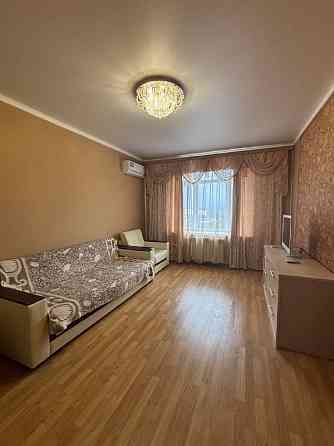 Двухкомнатная квартира в Калининском районе, б-р Шахтостроителей Донецк