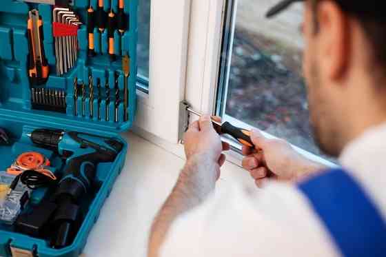 Ремонт Окон Балконов замена уплотнителя Замена фурнитуры Монтаж Демонтаж Окон Дверей Балконов Донецк