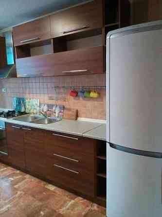 Сдам уютную 3 к. кв., пл. Ленина, в офис ехать не нужно Донецк