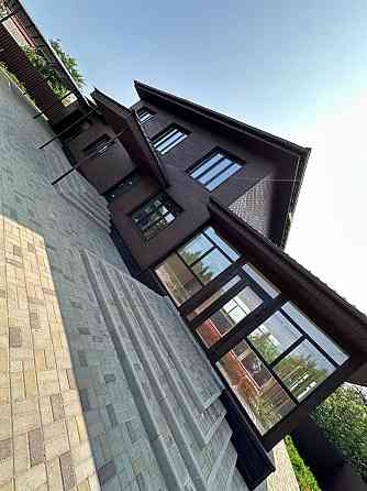 Продается двухэтажный дом в Центрально-городском районе, ул.Заслонова Макеевка