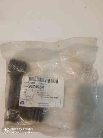 Продам оригинальные направляющие заднего суппорта, 93740287 Lacetti Донецк