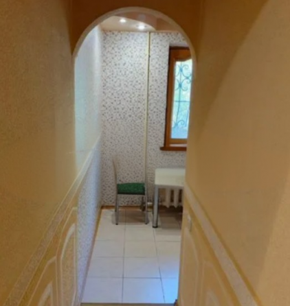 продается отличная 2к. с ремонтом на ратникова. Донецк