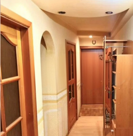 продается отличная 2к. с ремонтом на ратникова. Донецк