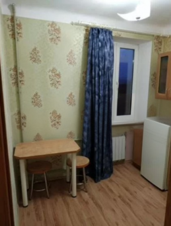 продажа, 2к донбасский переулок, б-ца калинина Донецк