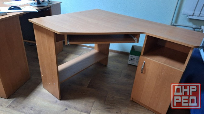 Офисный стол Харцызск - изображение 2